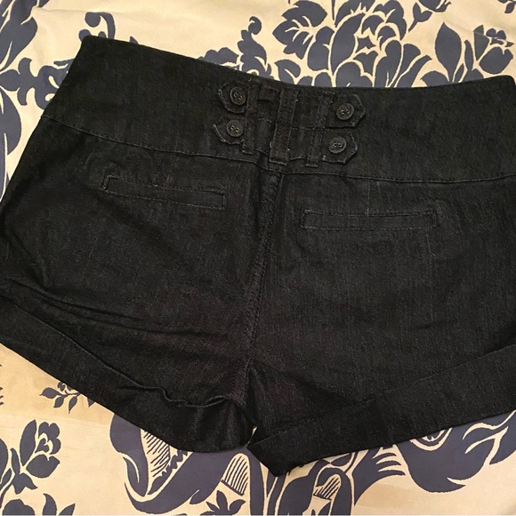 Boom Boom Jeans shorts 9 - Picture 2 of 7